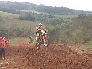 14222120_617660661727713_7581738184679221040_n.jpg